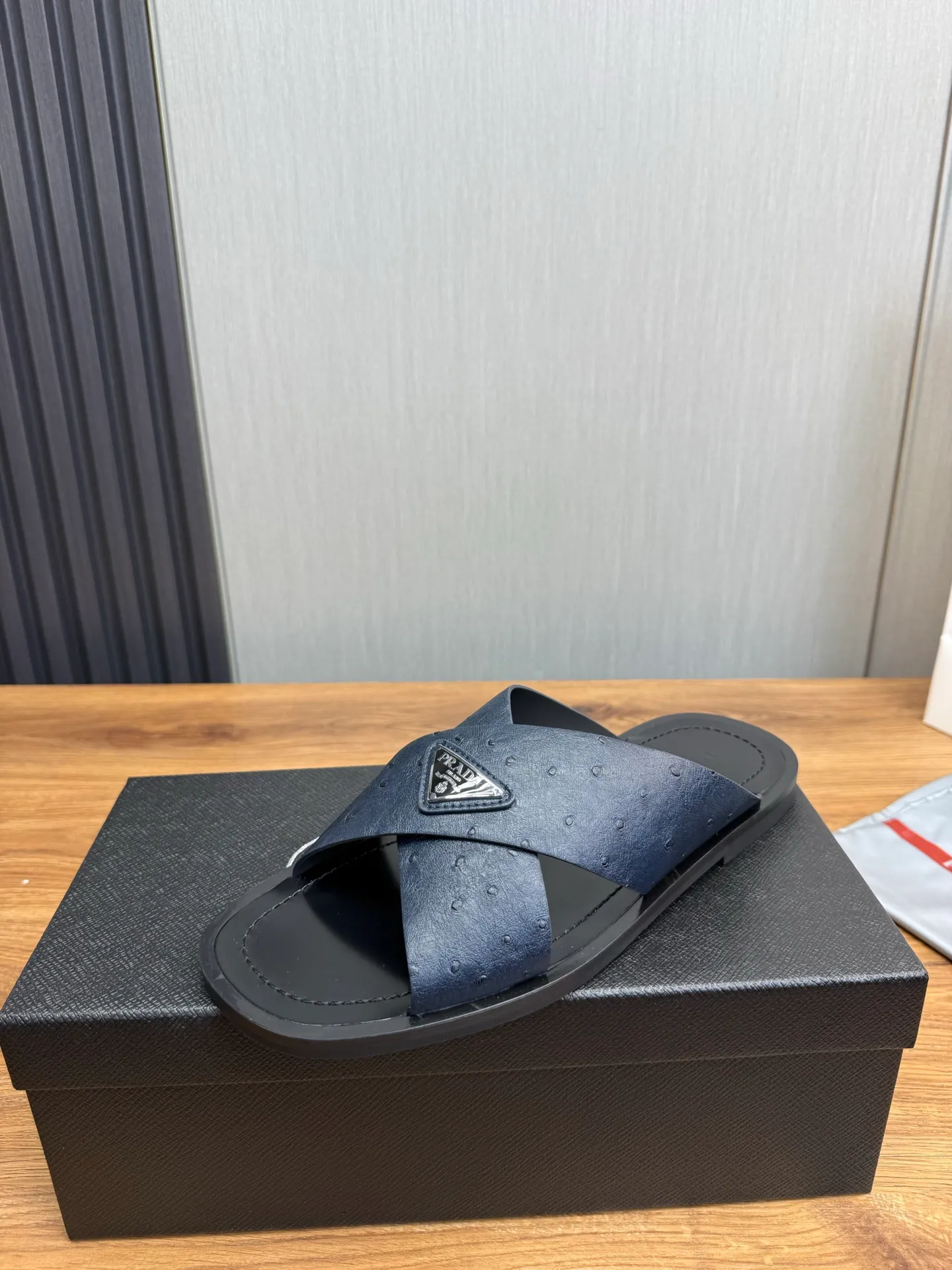 Factory price 340💰 ＰＲＡＤＡPrada - popular men's slippers hot sale 🔥 🩴Official website one to one production 38-45 sizes 45 46 🉑️Customized!